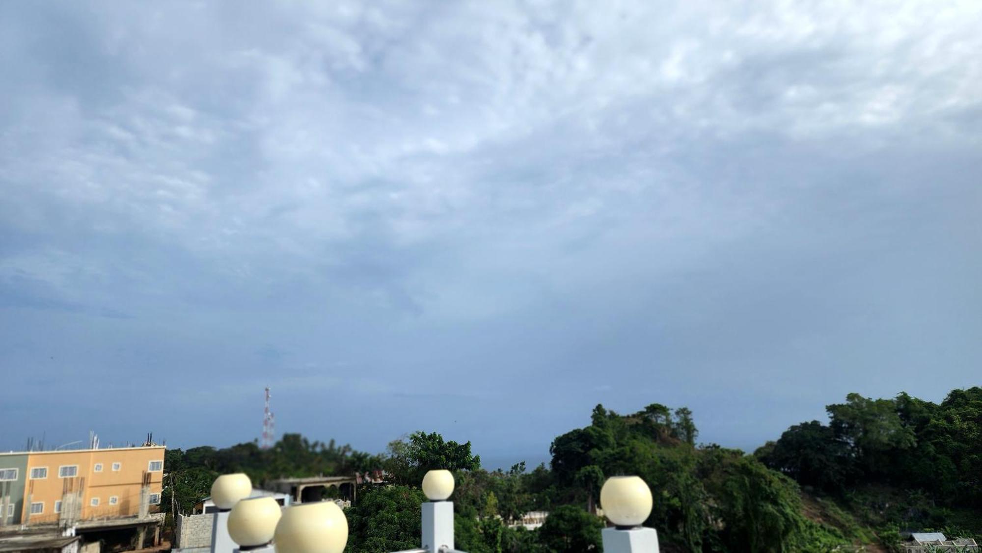 Edma Apartahotel Samana Exterior photo