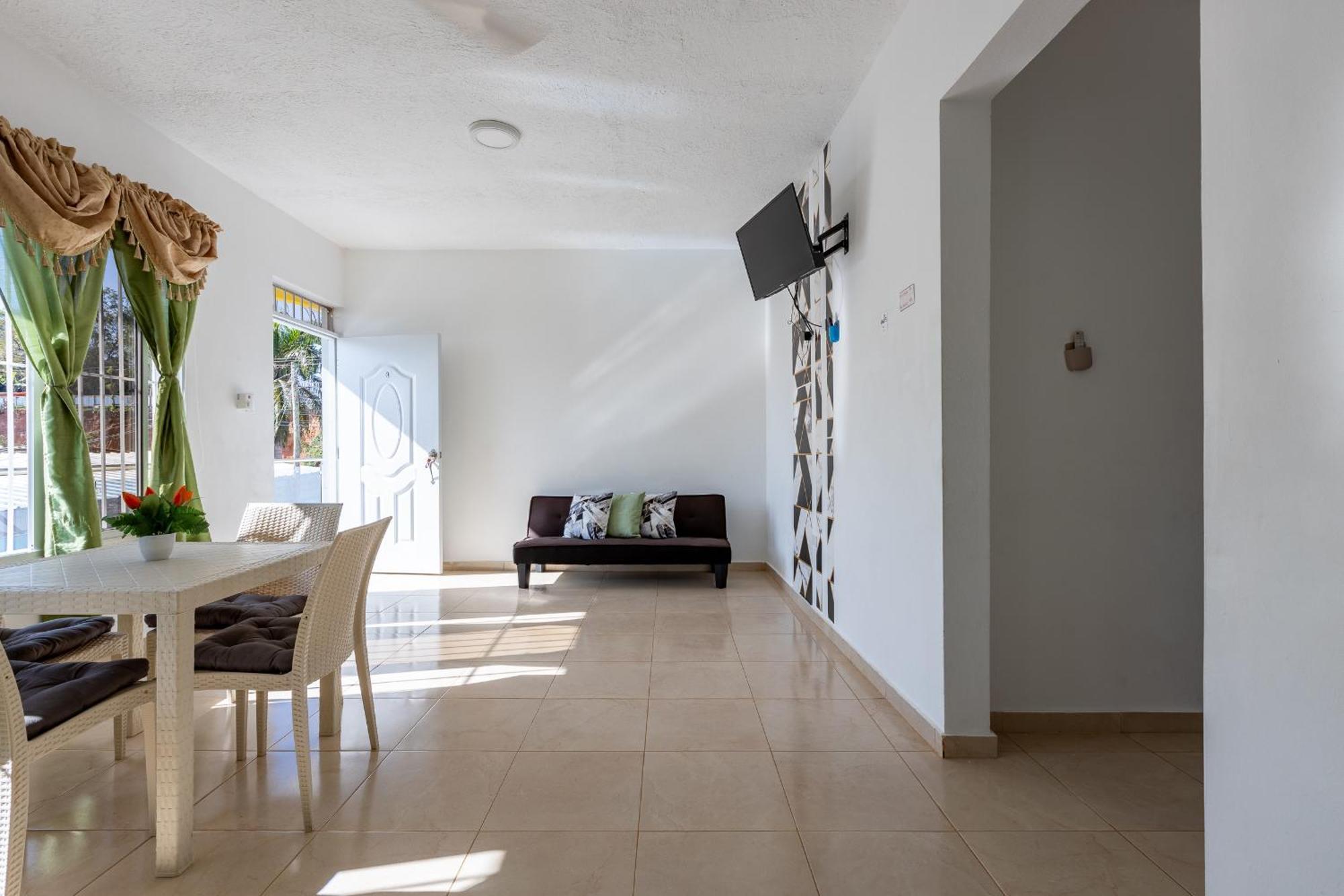 Edma Apartahotel Samana Exterior photo