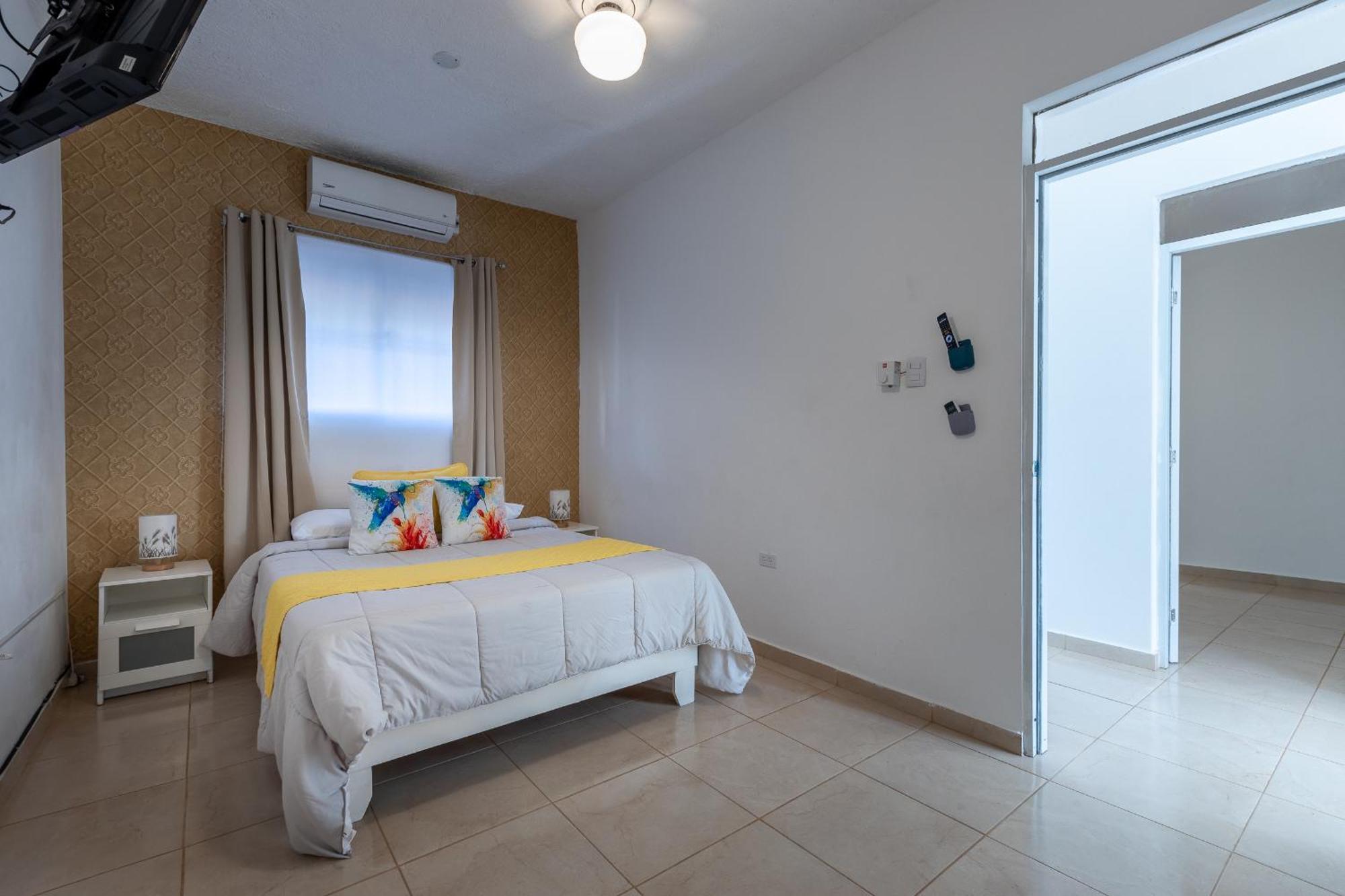 Edma Apartahotel Samana Exterior photo